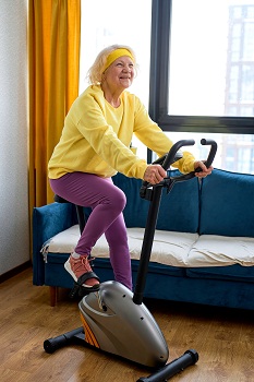 sepeda statis untuk lansia